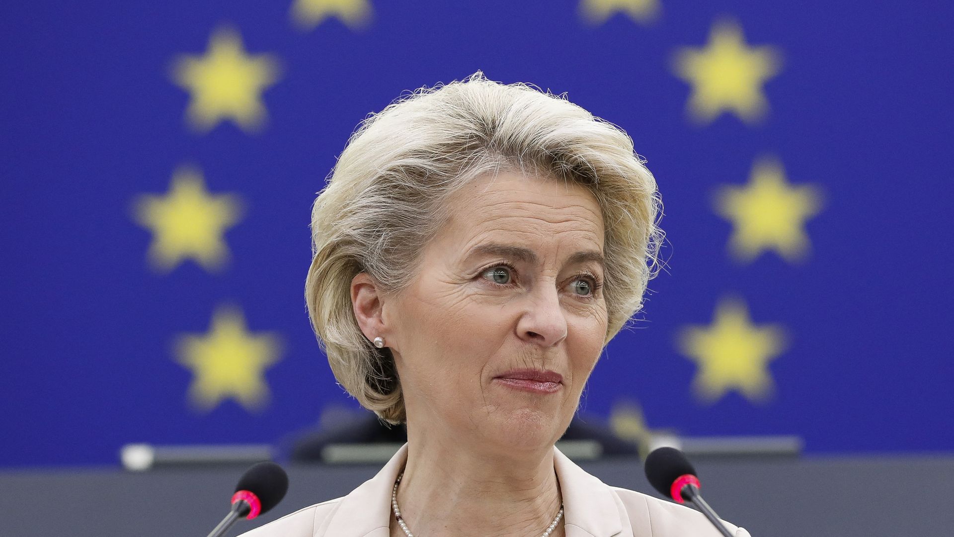 European Commission President Ursula von der Leyen delivers a speech during a plenary session at the European Parliament in Strasbourg, France, 15 December 2021