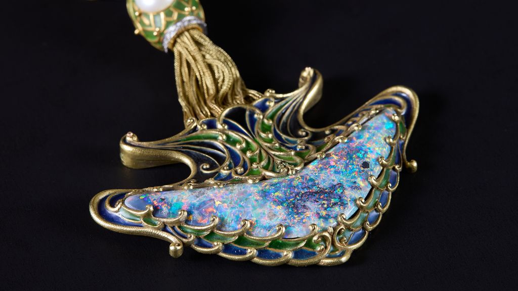 Driehaus Museum's Chicago Collects: Jewelry in Perspective exhibit now ...