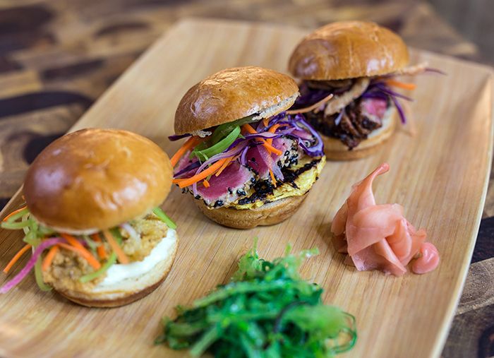 sliders-at-hi-tide-poke-bar-charlotte-nc