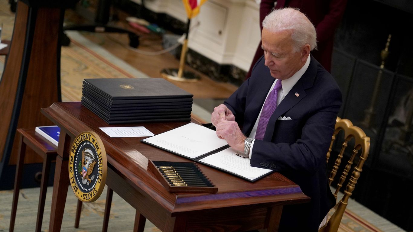 Biden unveils COVID’s “wartime” strategy, including mask mandate