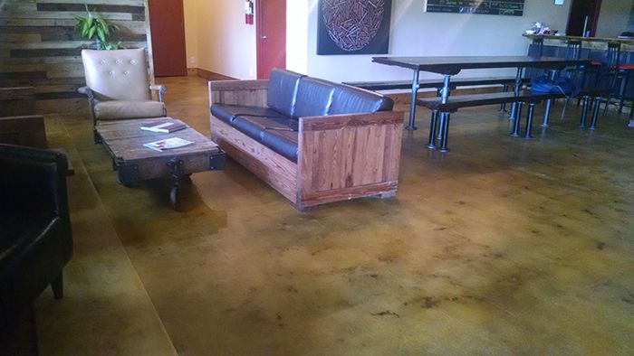 red-clay-ciderworks-interior