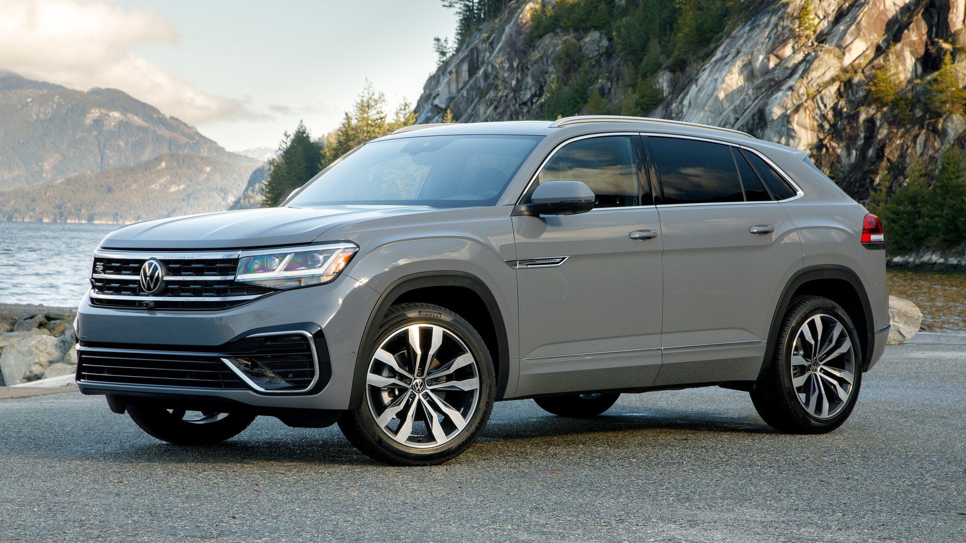 2020 VW Atlas Cross Sport SEL Premium R Line. Photo: Volkswagen
