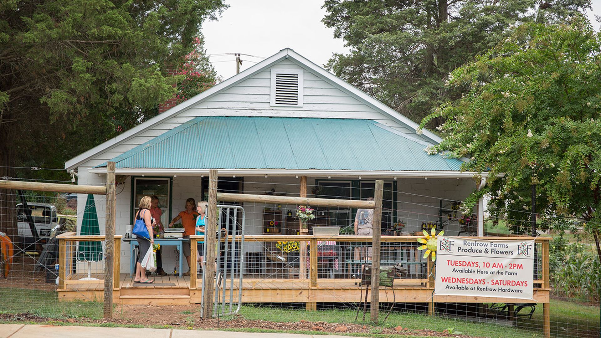 renfrow-farms-produce-stand