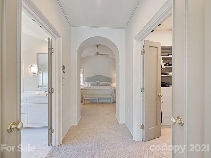 1150 Queens Rd Unit 6 suite