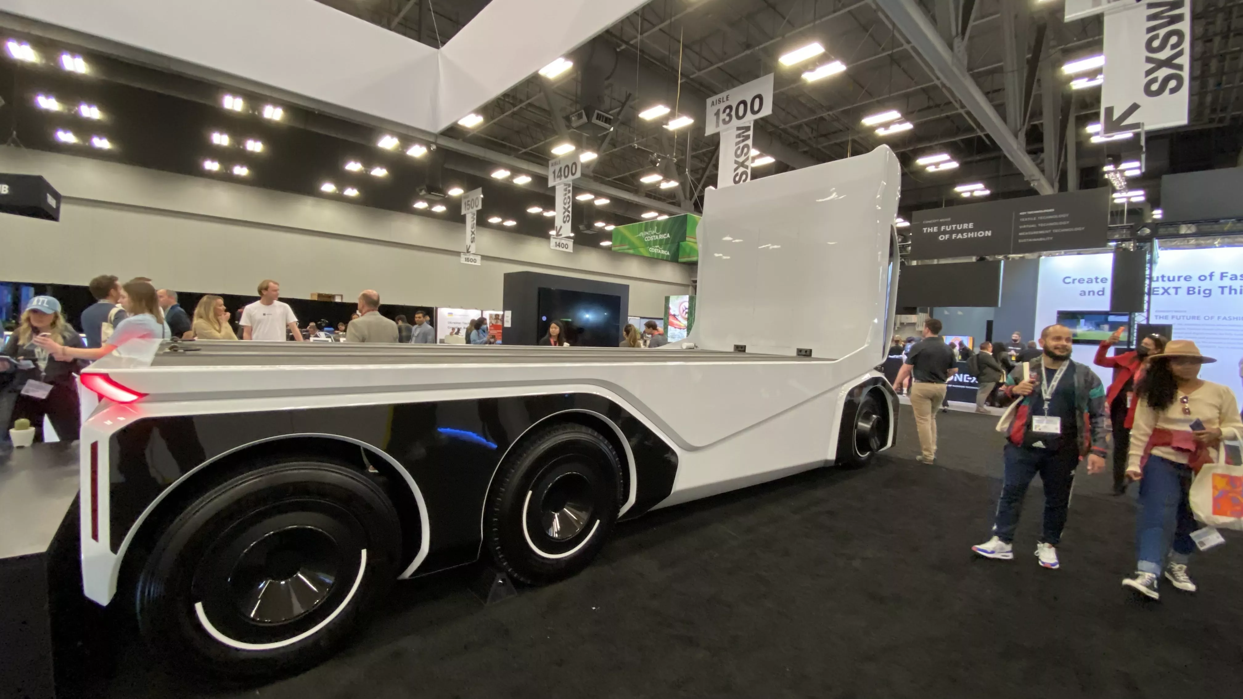 An autonomous flatbed truck