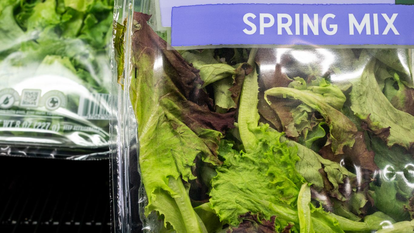 Michiganders: Are you avoiding lettuce?