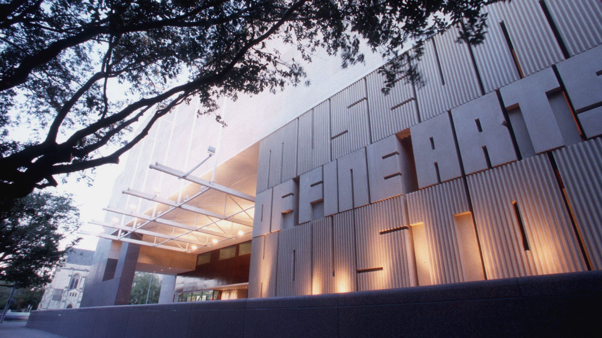 Photo of the outside of the Museum of Fine Arts
