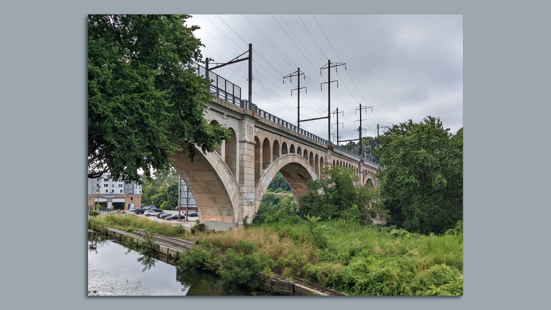 A view of the Manayunk Bridge