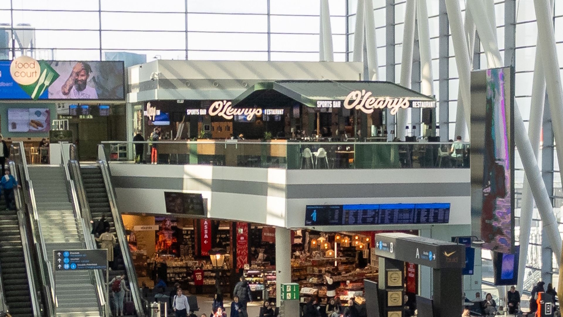 The SkyCourt, a glass-roofed central hall linking Terminals 2A and 2B, serves as the main passenger hub at Budapest Ferenc Liszt International Airport in Budapest, Hungary. Photo: Mateusz Wlodarczyk/NurPhoto