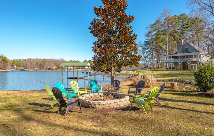 fire-pit-lake-norman-airbnb