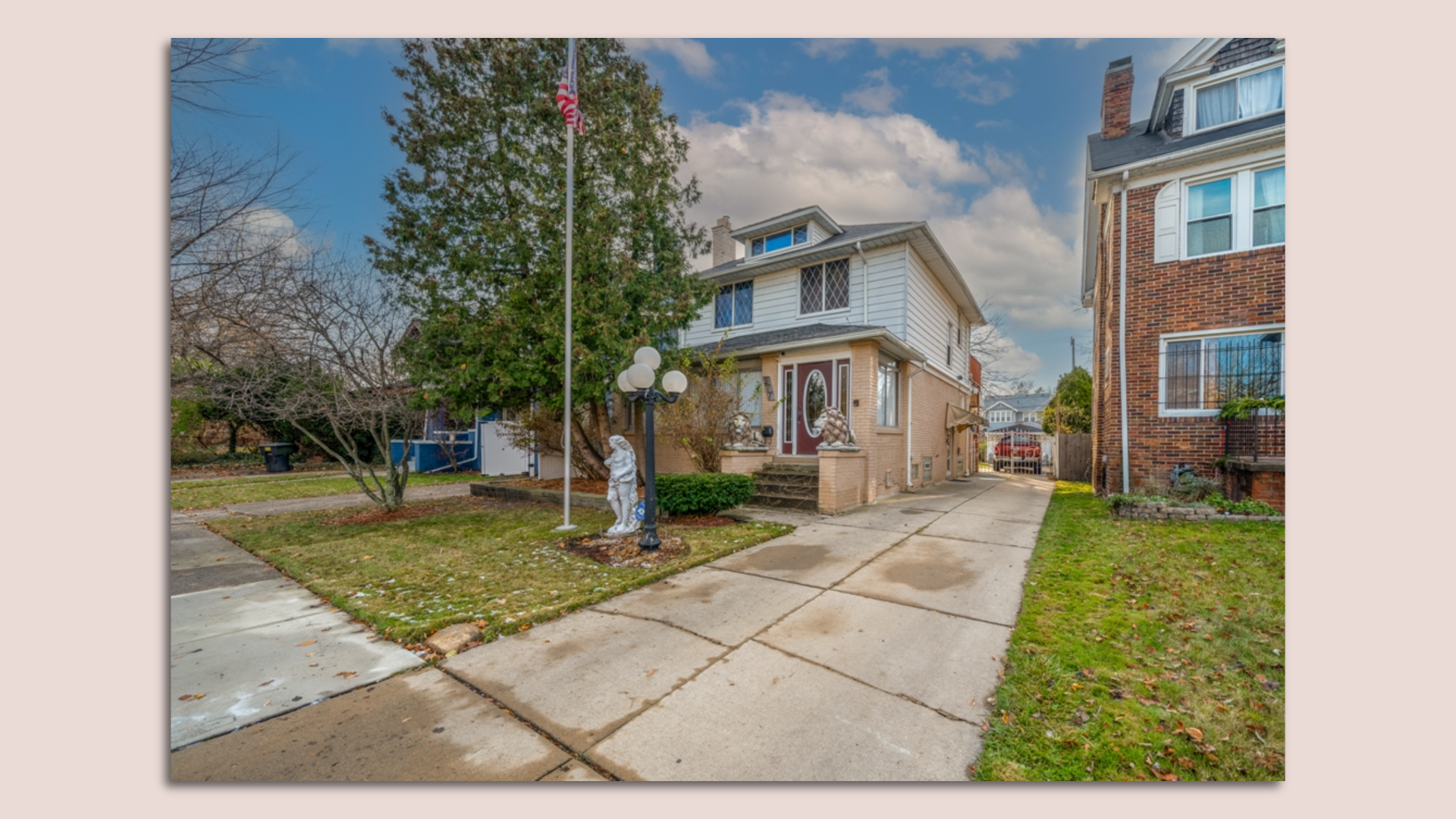 A view of 577 Chalmers from the outside.