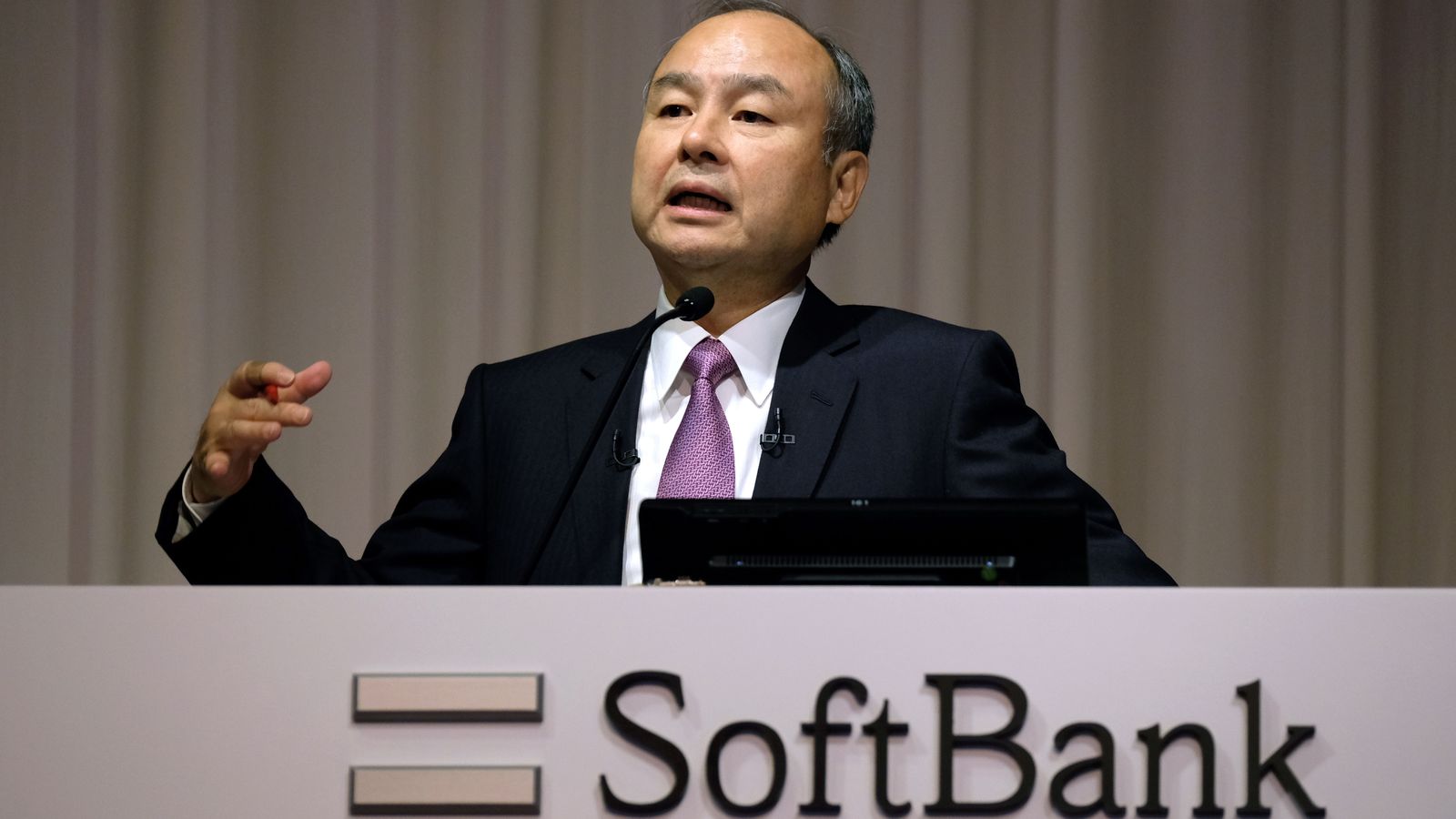 SoftBank Bails On $300 Million Investment In Dog-sitting Company Wag