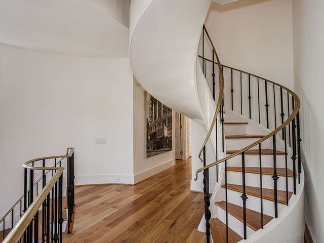 1617 Queens Road stairs