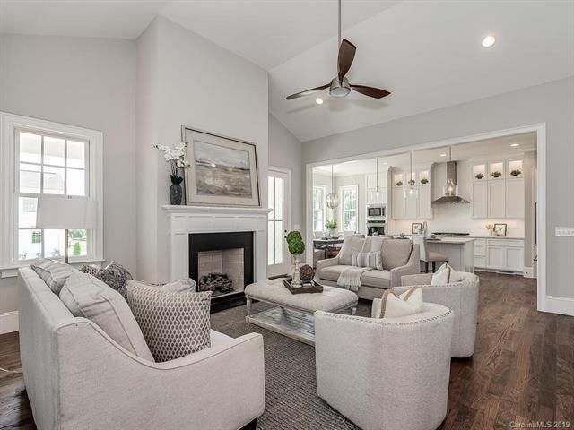 6830 ASHTON RIDGE LANE W interior