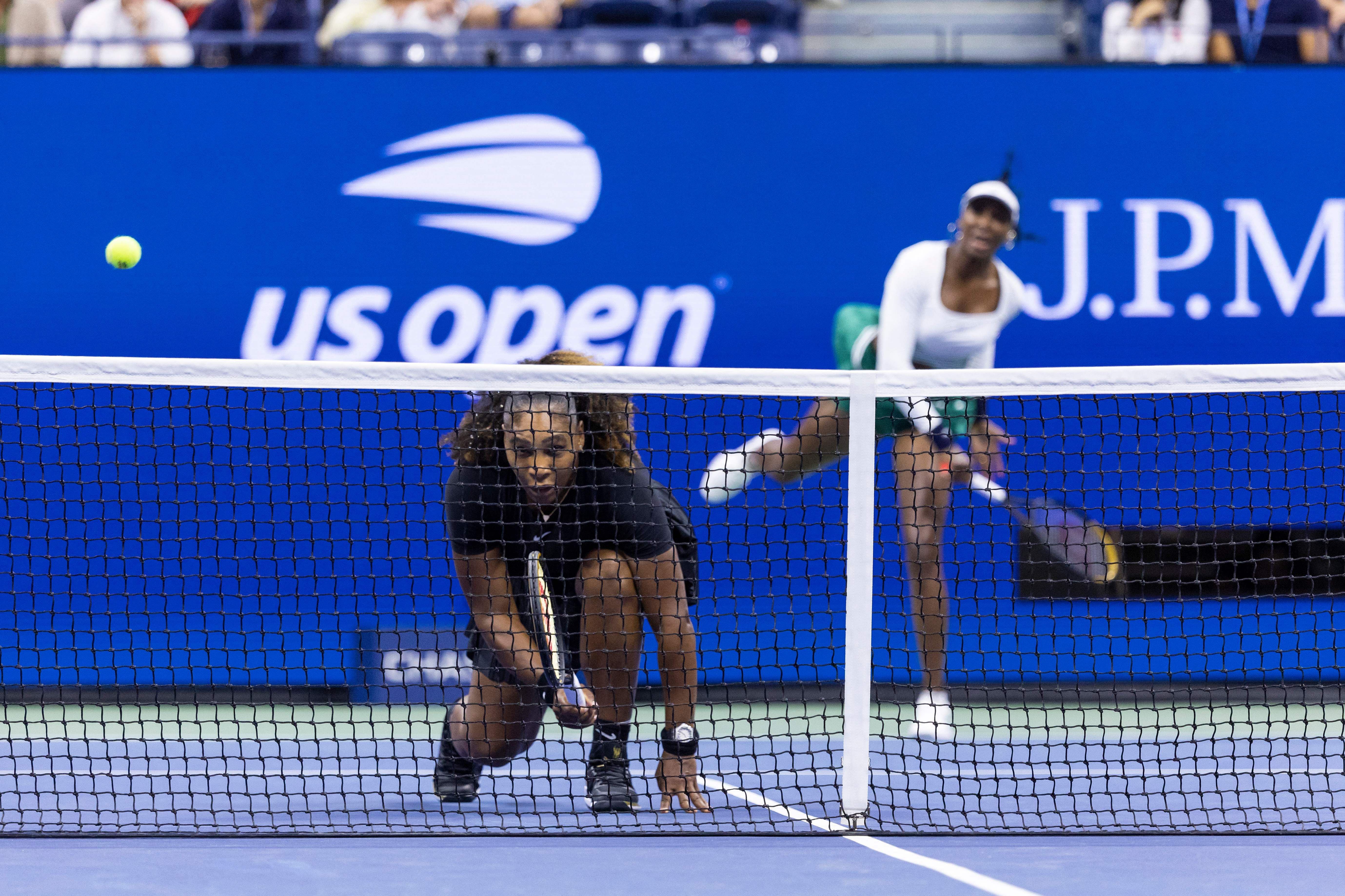venus and serena playing doubles