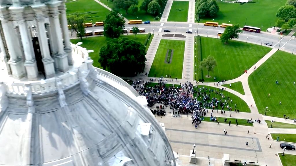 Here's why everyone is talking about Minnesota Gov. Tim Walz's dizzying