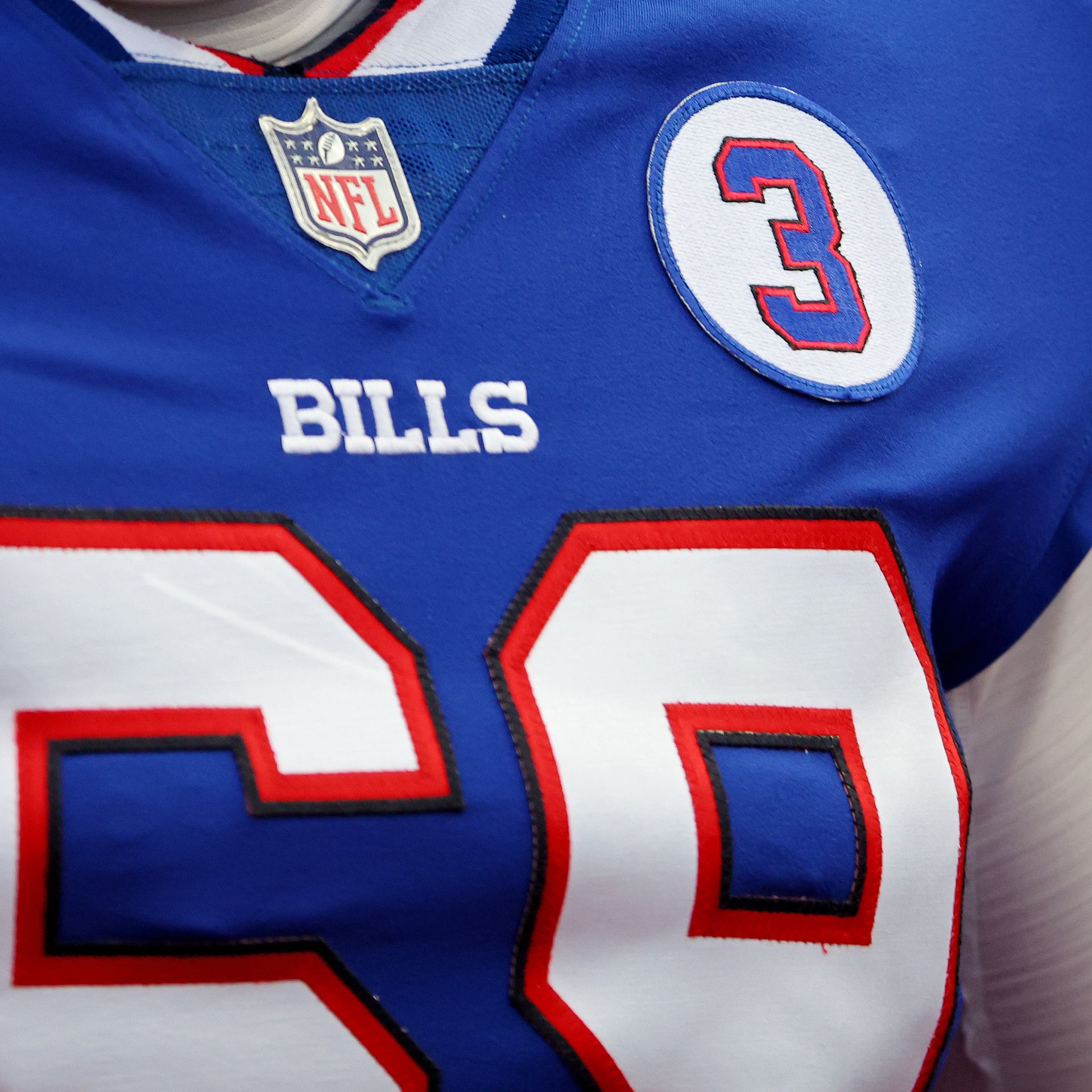 Why are Buffalo Bills players wearing '3' patch on their NFL jerseys?