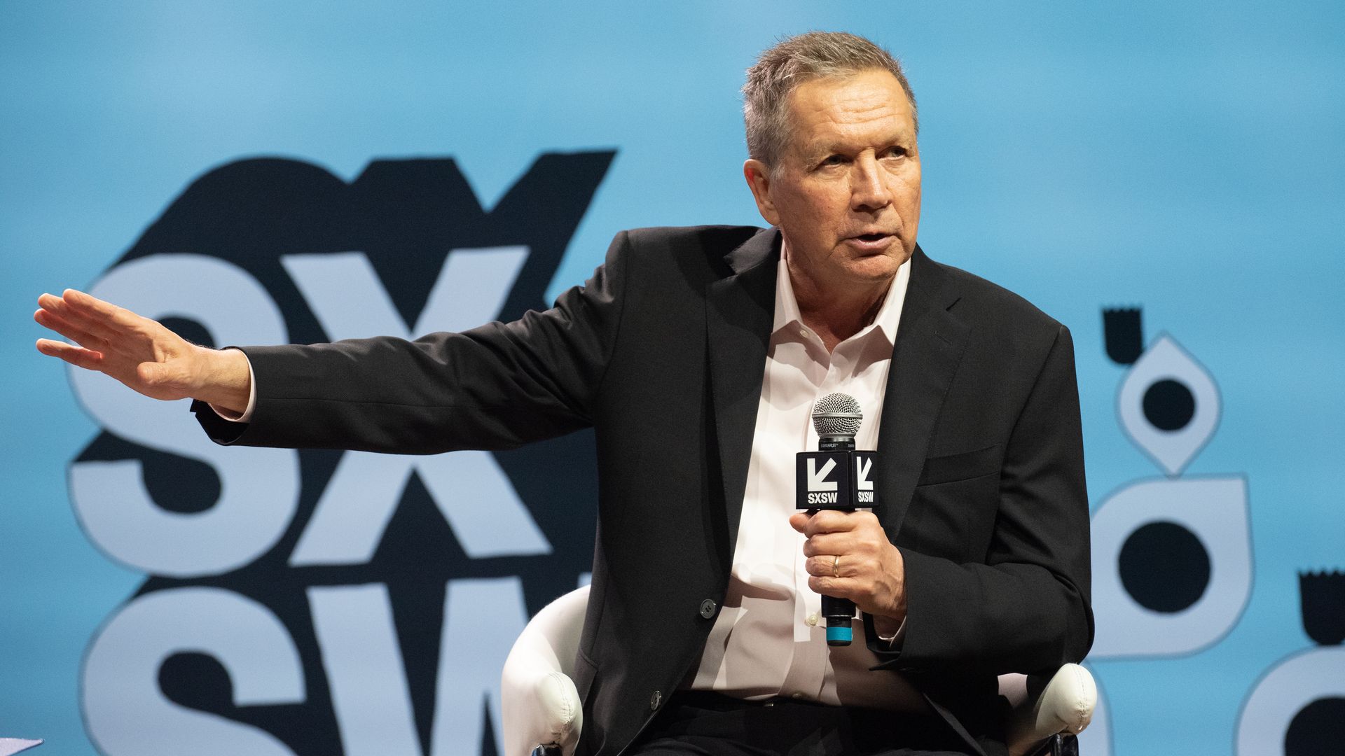 Former Ohio governor John Kasich