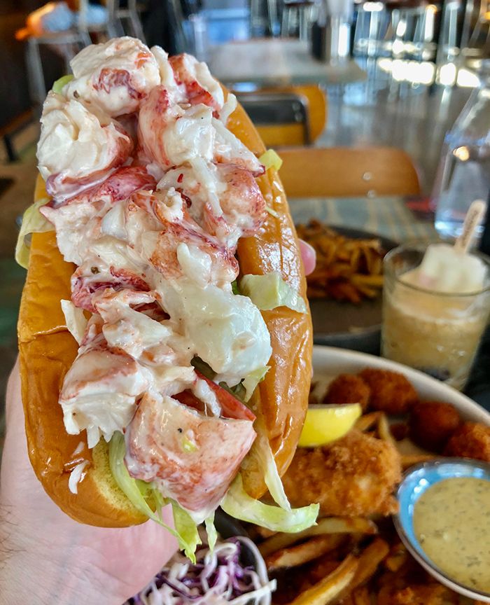 lobster-roll-at-the-waterman-in-charlotte