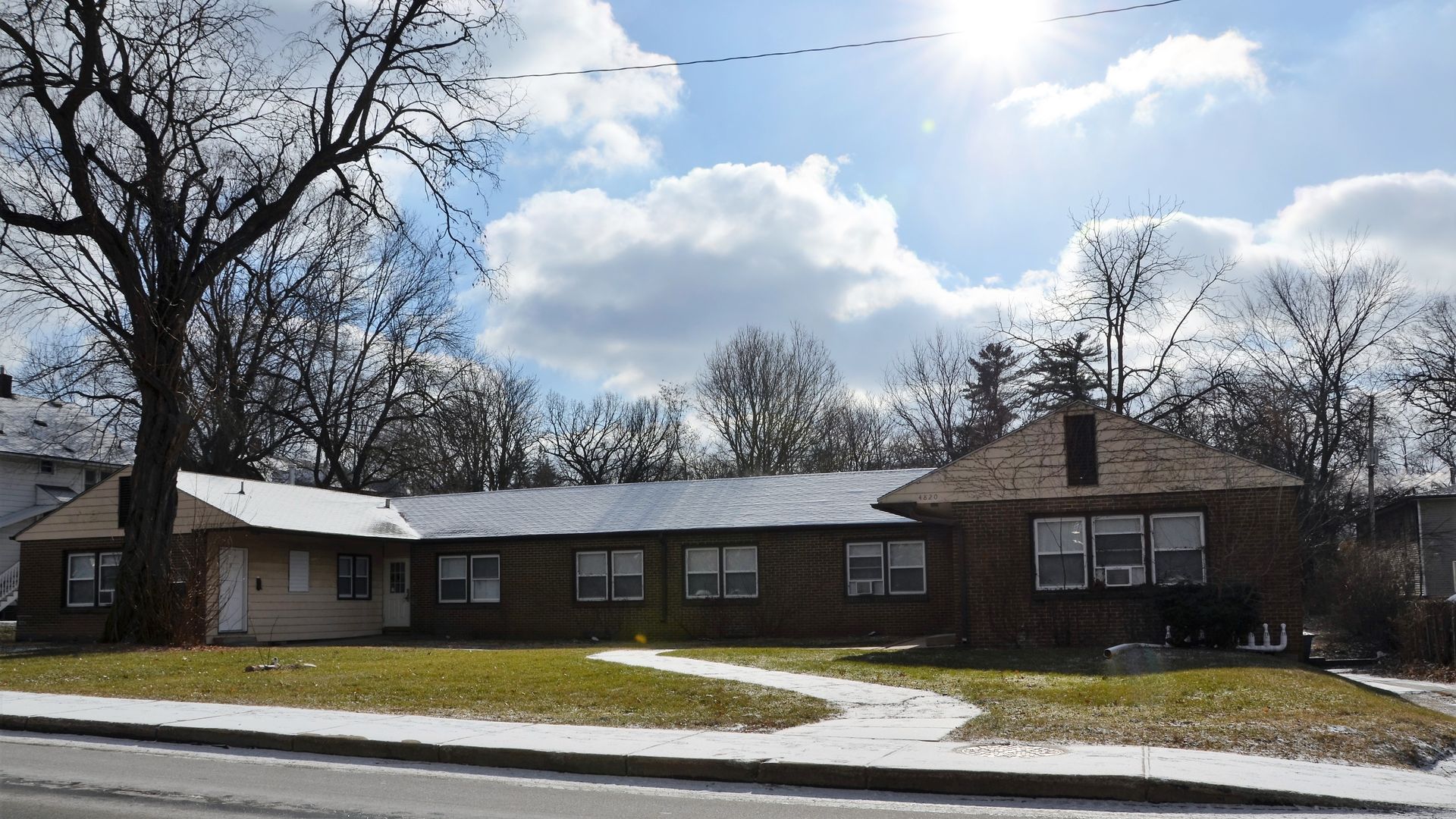 A photo of an apartment complex in Des Moines.