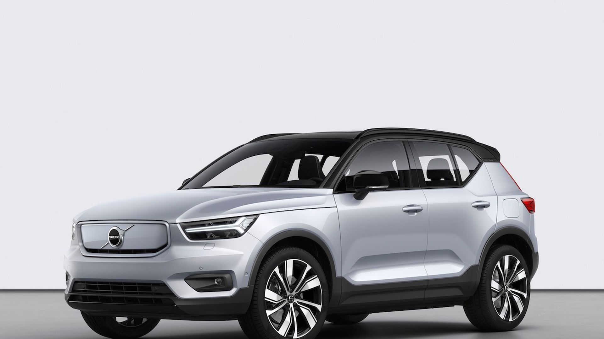 Photo of the Volvo XC40 Recharge.