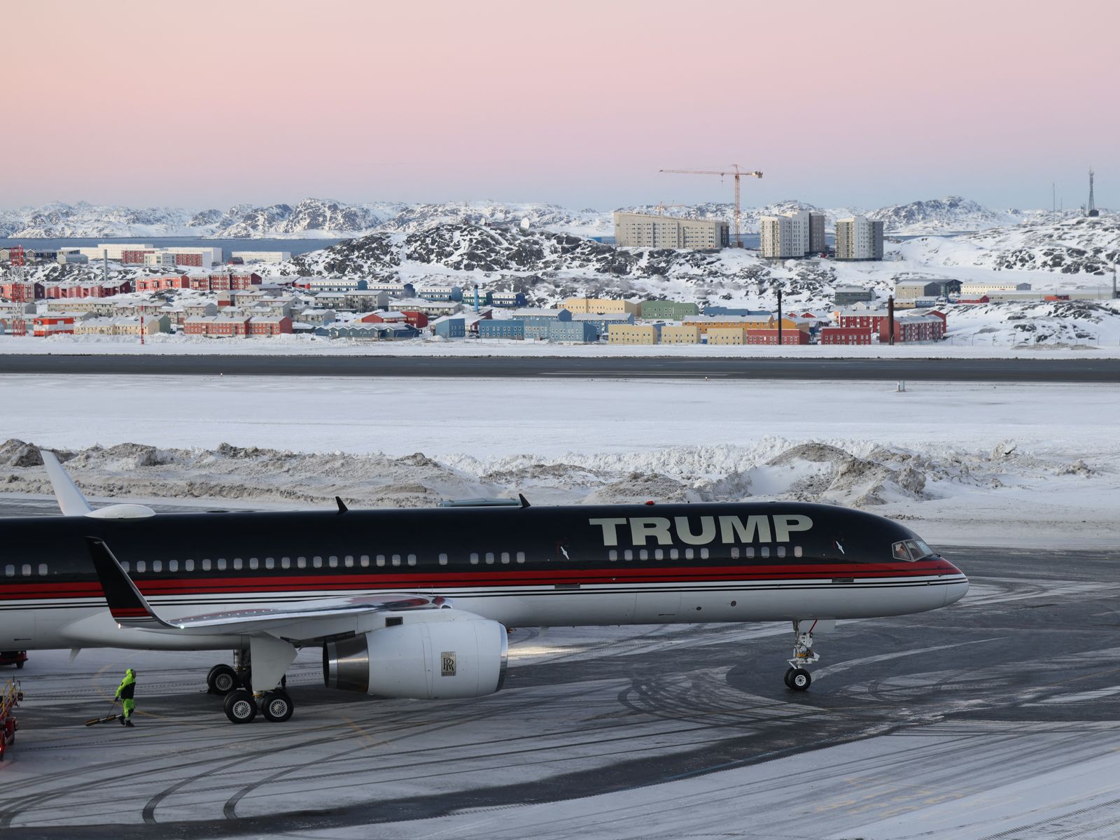 Scoop: Denmark sent Trump team private messages on Greenland