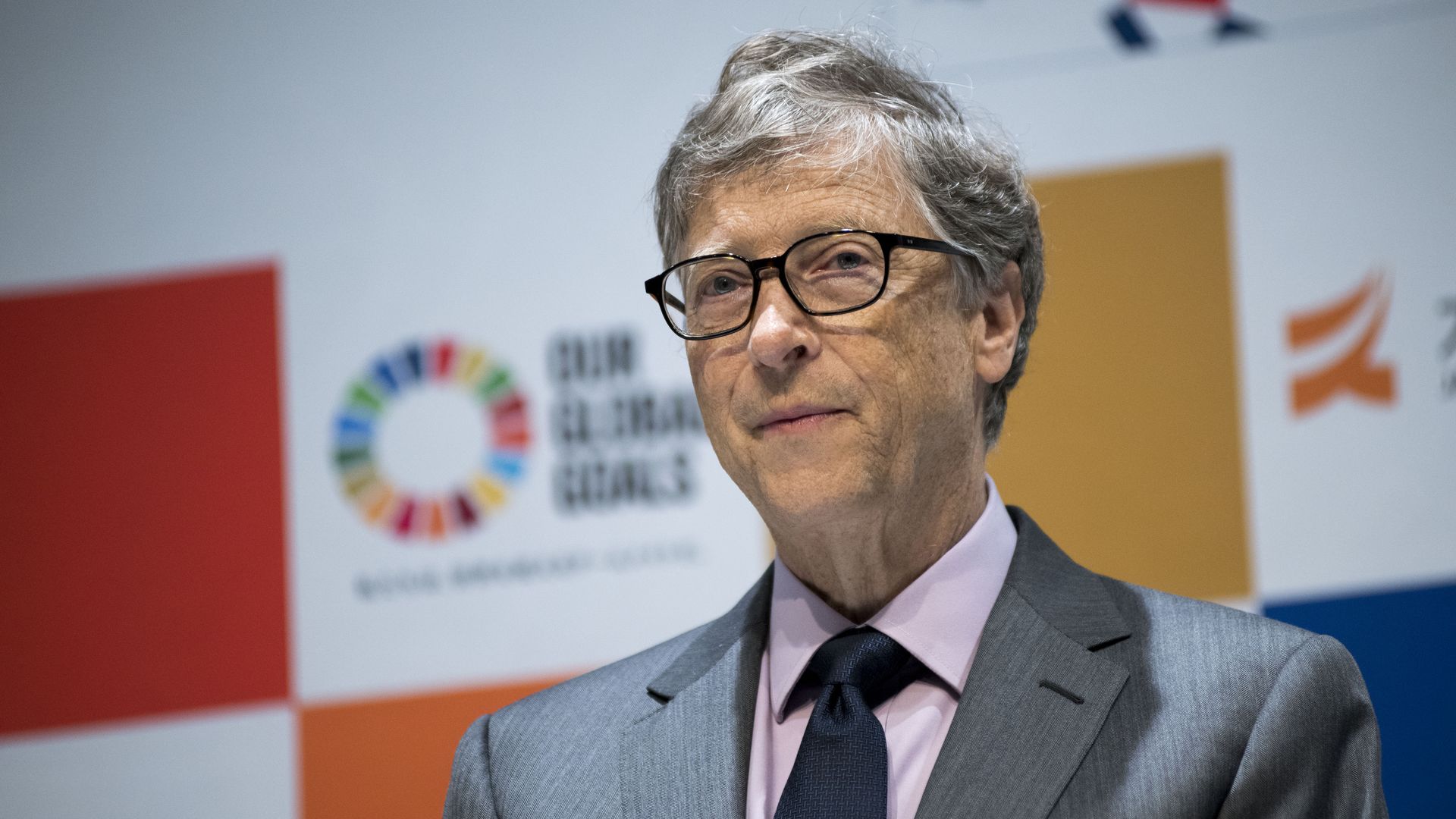  Bill Gates, co-Chairman of the Bill &amp; Melinda Gates Foundation, delivers a speech during a press conference in Tokyo, Japan, 09 November 2018. 