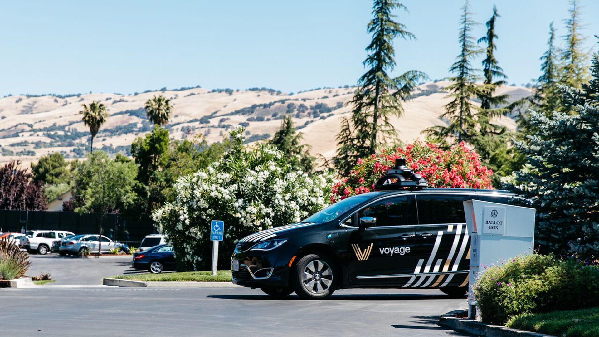 Voyage's self-driving technology on the road.