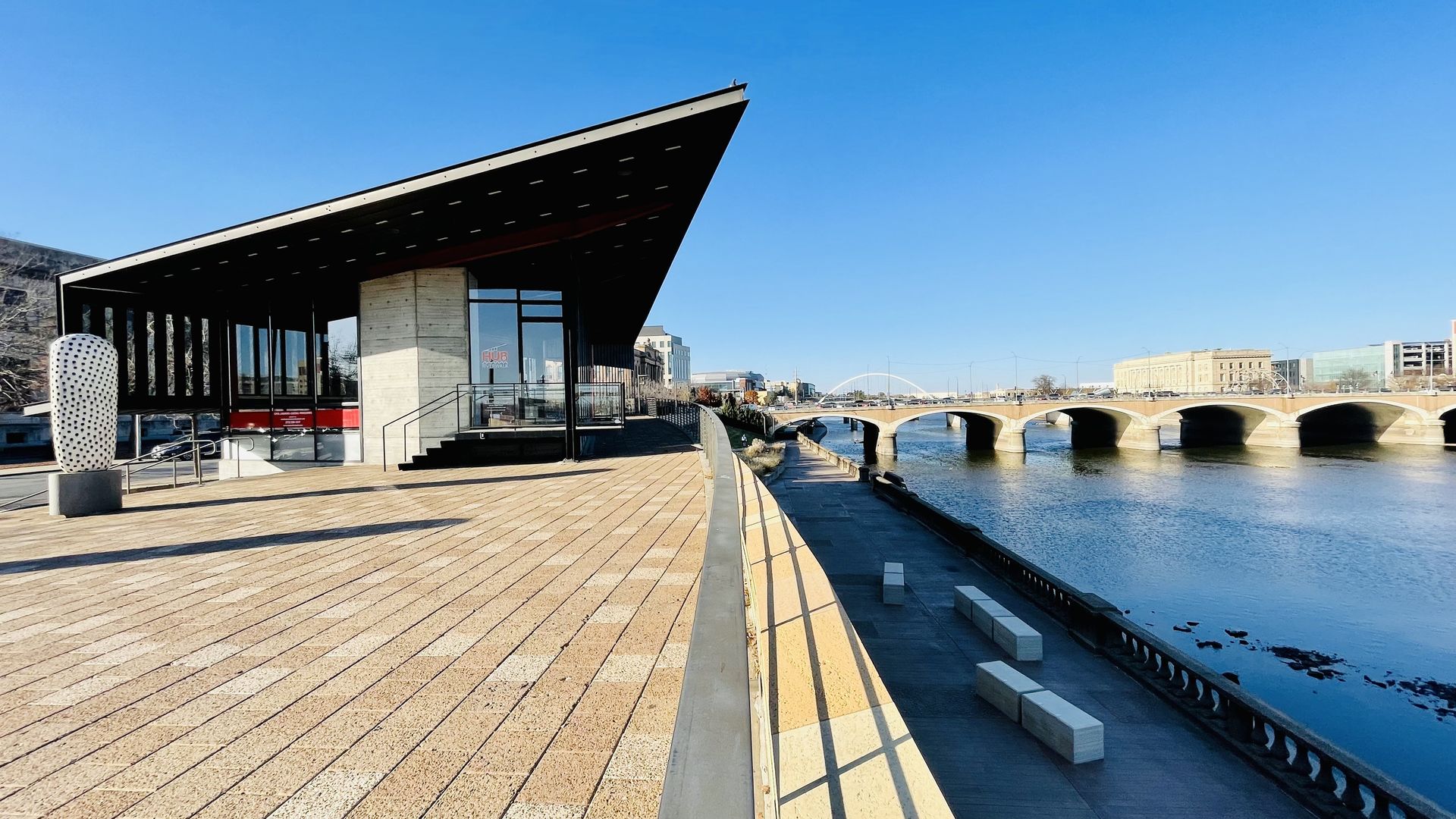 A photo of the HubSpot in Des Moines.