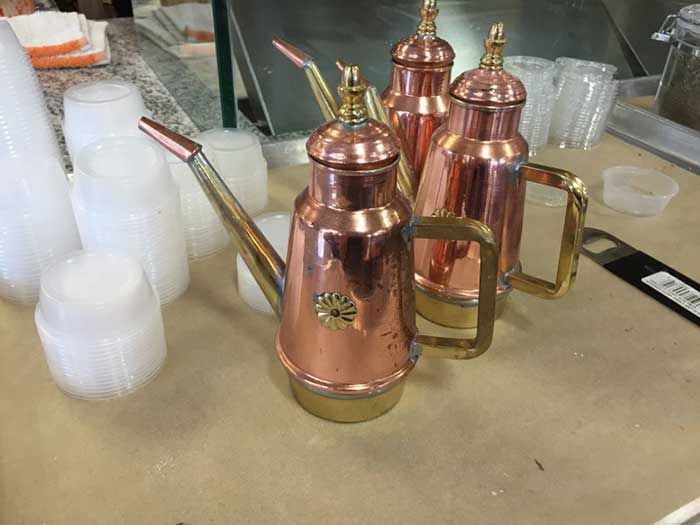 Alino-Pizzeria-Spice-Bar-oils