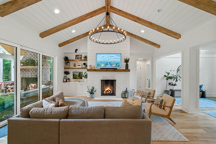 7210 Sample Road main house living room
