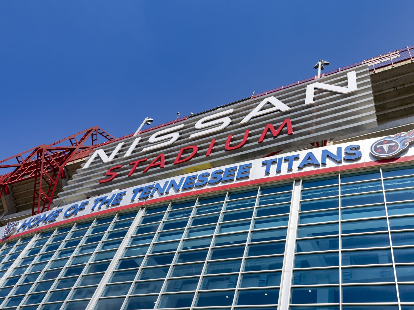 Report: Titans discussing building new stadium