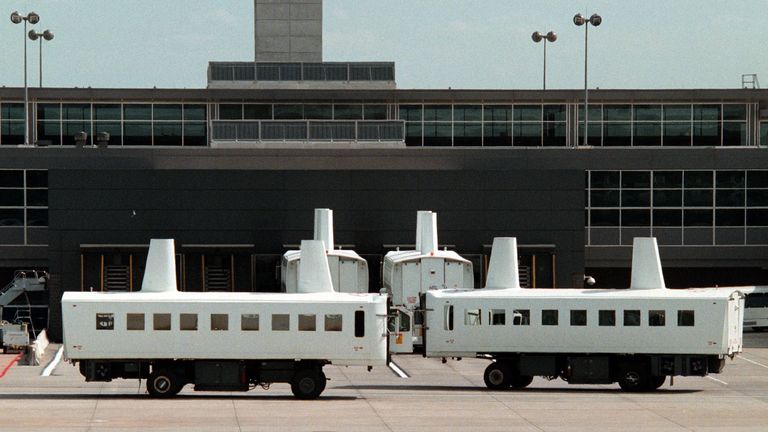 Dulles Airport to renovate a pair of 