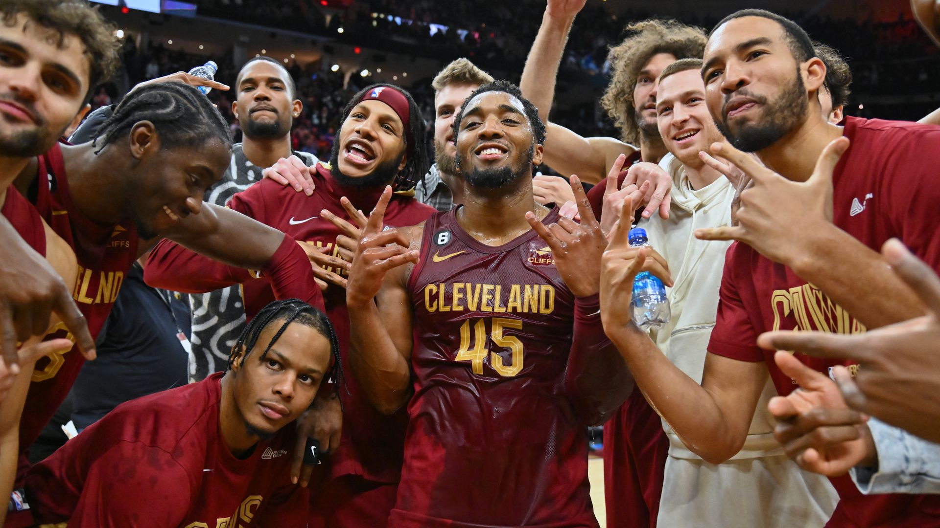 Donovan Mitchell and teammates