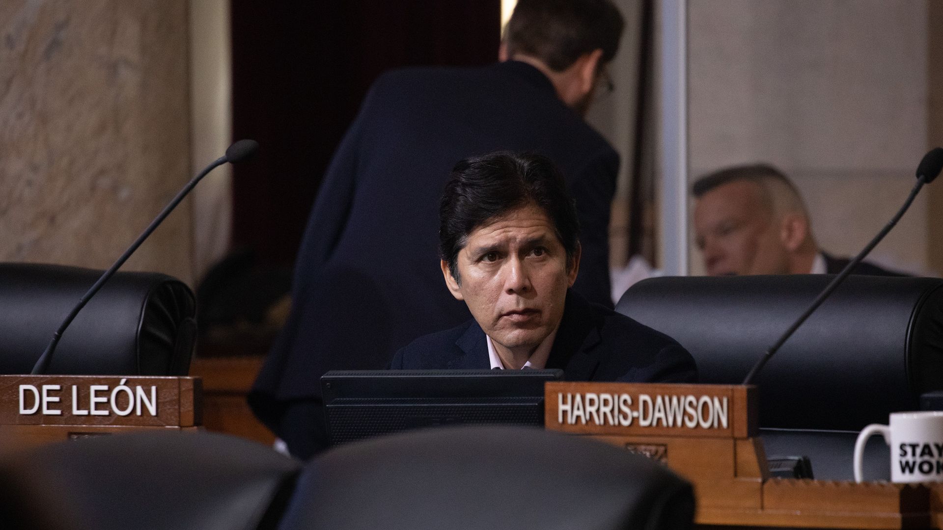 Los Angeles City Councilman Kevin de Leon returned to council chambers.