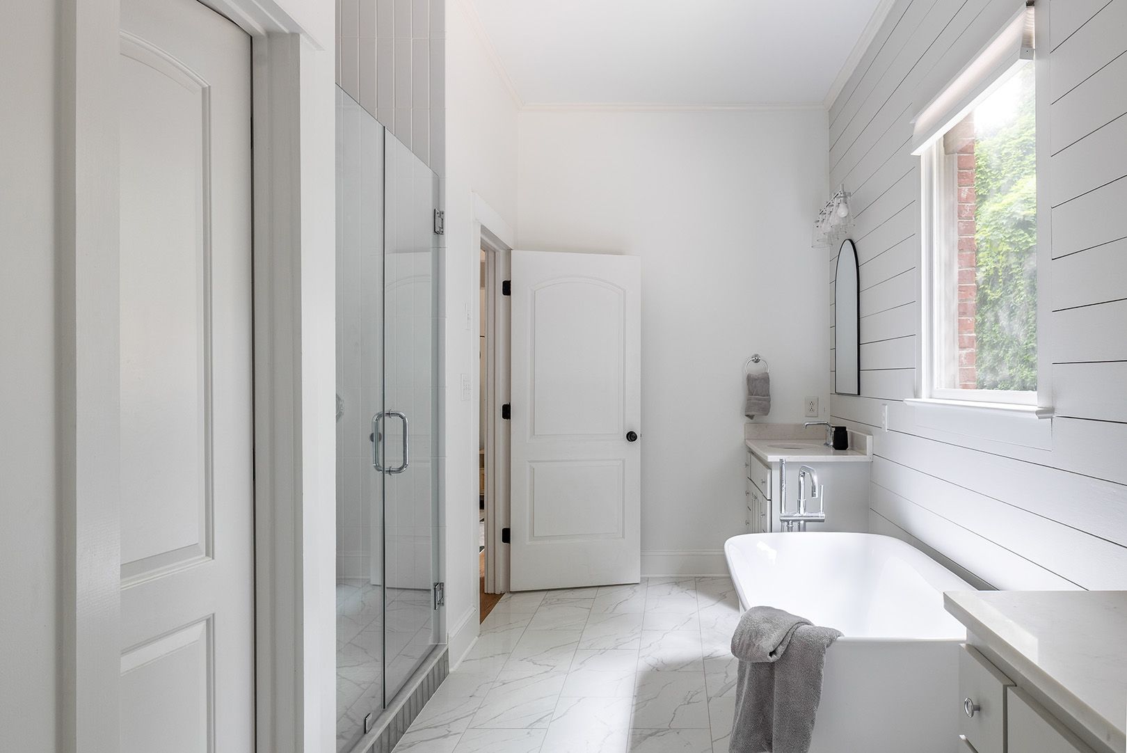 houses with pools for sale in charlotte