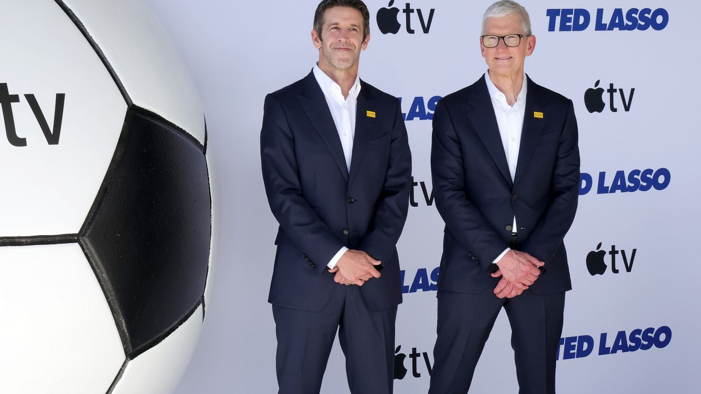 Apple's final Tim Cook quarter ends strong