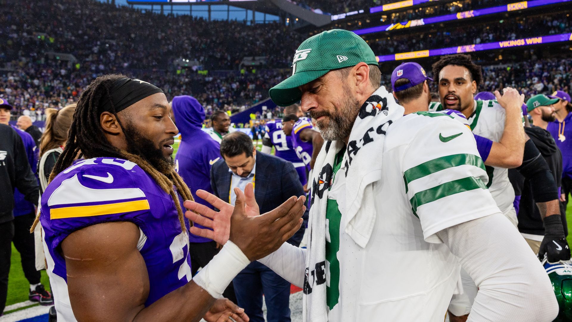 Vikings fans await Aaron Rodgers decision - Axios Twin Cities