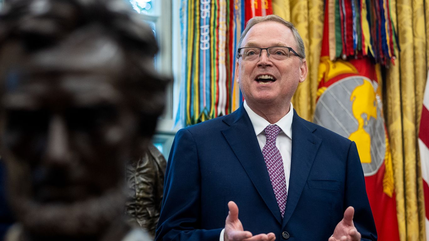 Trump adviser: Layoffs will start if shutdown negotiations are "going nowhere"