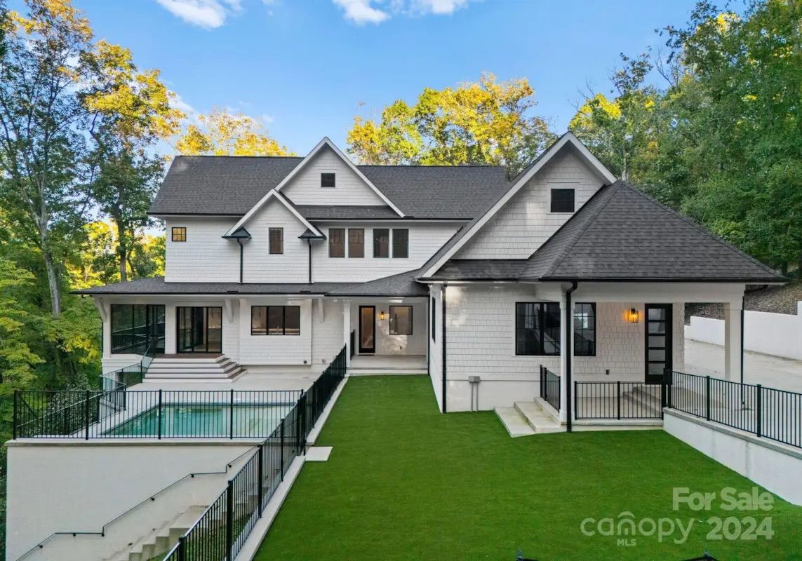 Dj Moore's Lake Wylie Modern mansion 