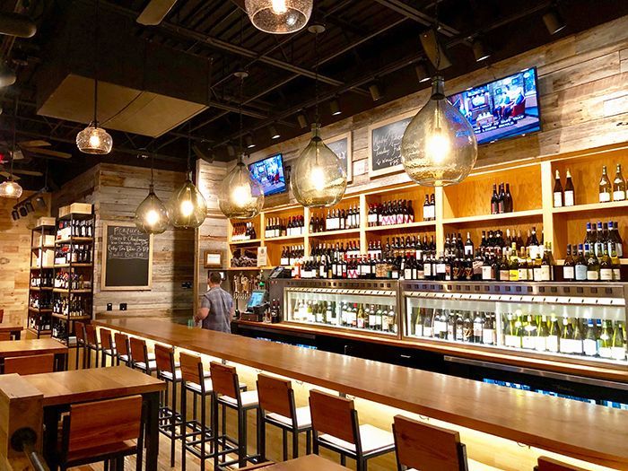 bar-at-foxcroft-wine-in-charlotte