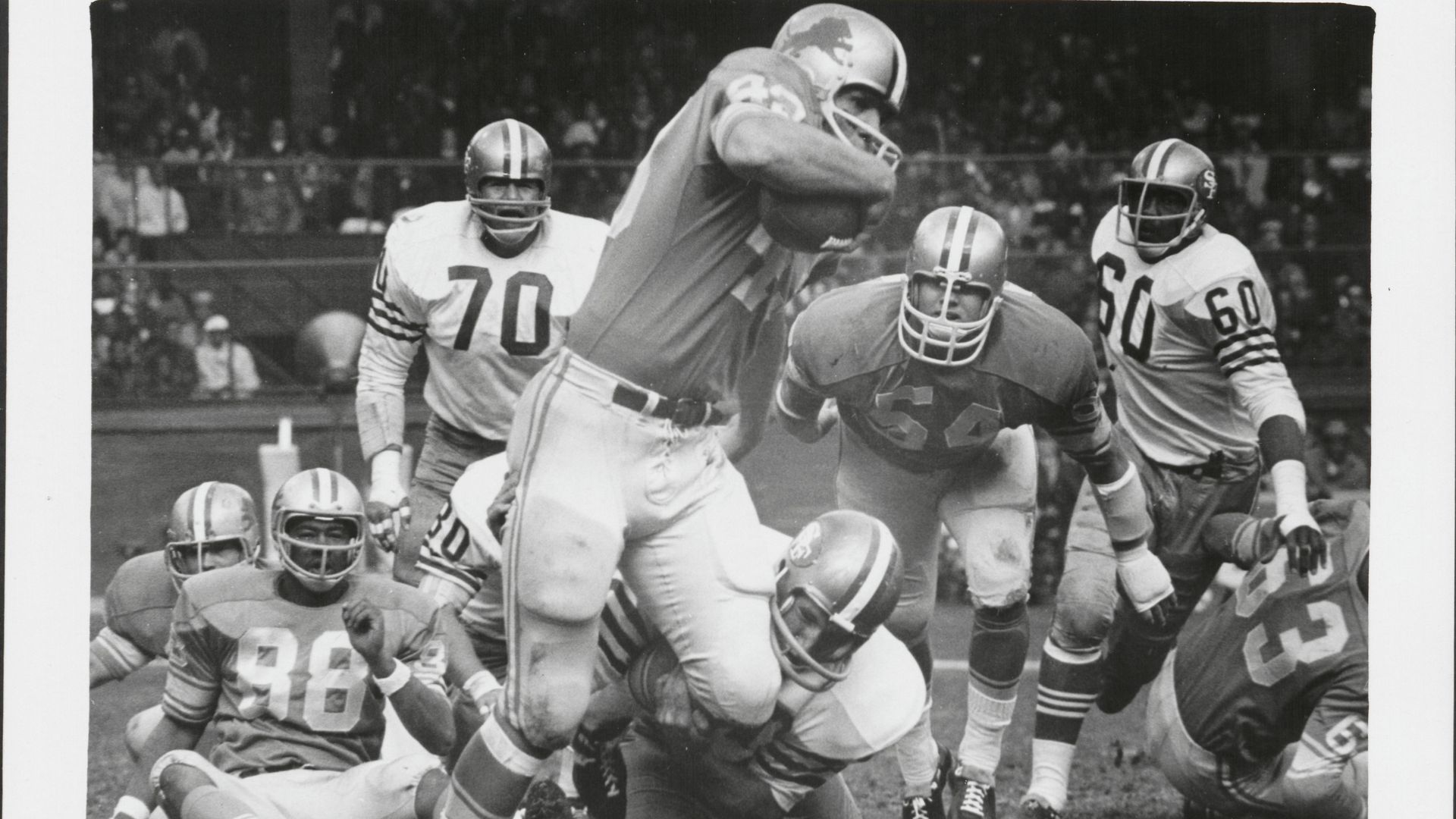 Black and white image of Detroit Lions halfback Dave Kopay pictured in 1968 NFL season.