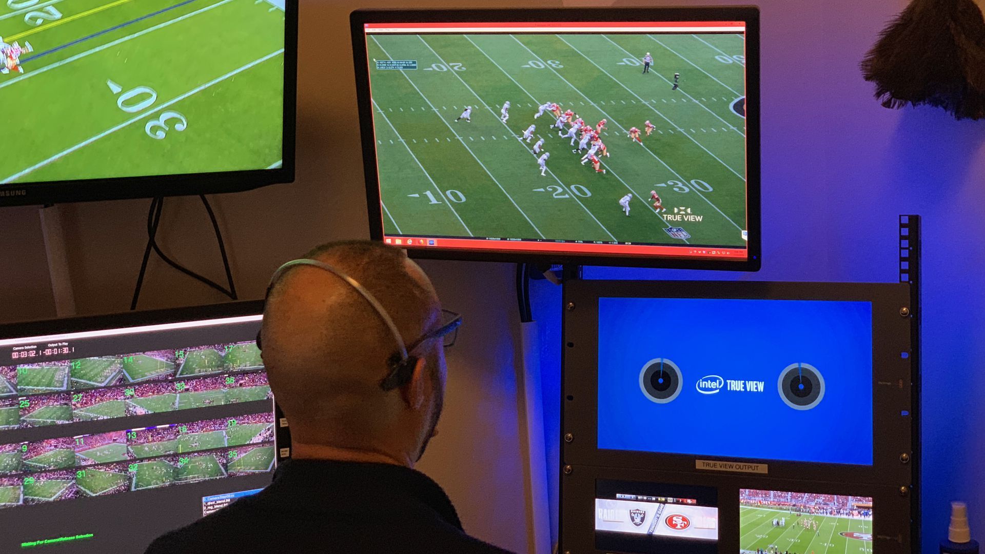 A producer edits a 360-degree highlight.