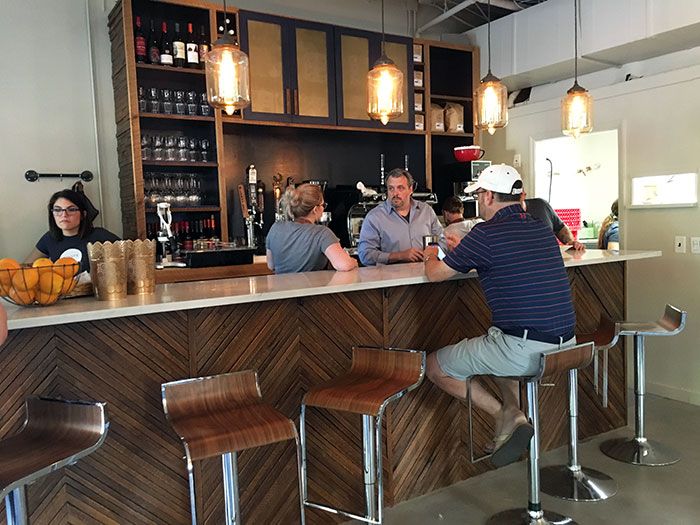 roots-cafe-bar-south-end