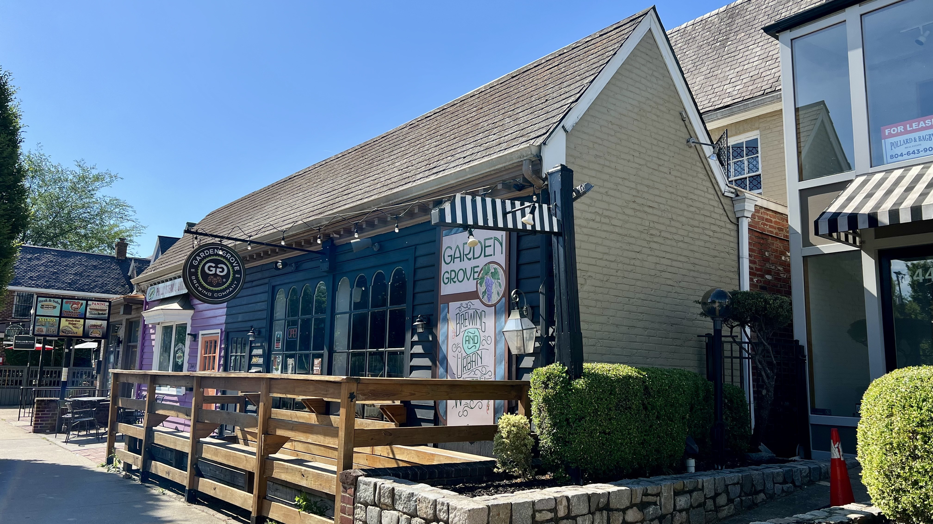 The outside of a little house that says Garden Grove brewery