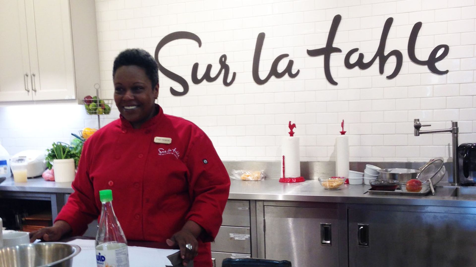 instructor-at-sur-la-table