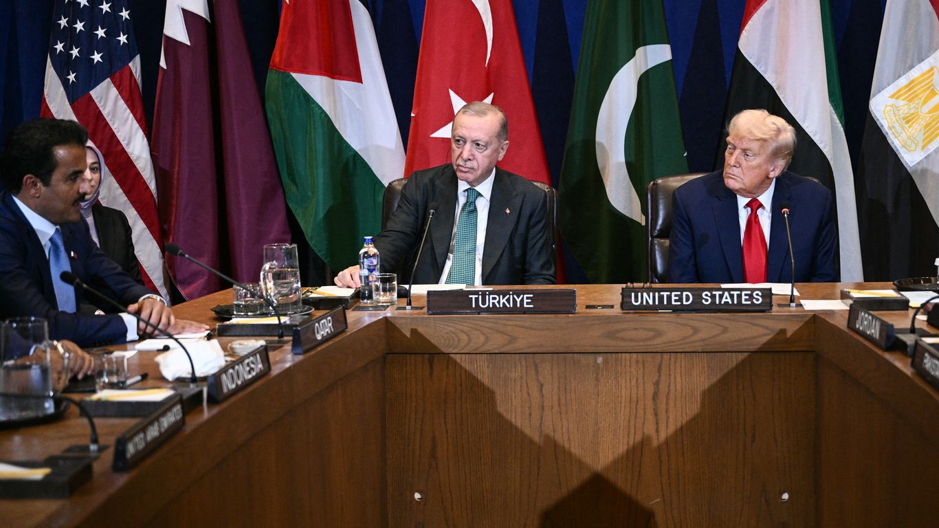 Qatar, Egypt and Turkey urge Hamas to accept Trump's Gaza peace plan
