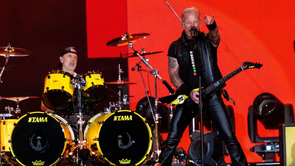 summer-concerts-tickets-sales-not-so-hot-axios-boston