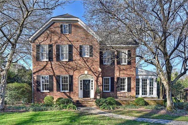 1438 Queens Road West before exterior