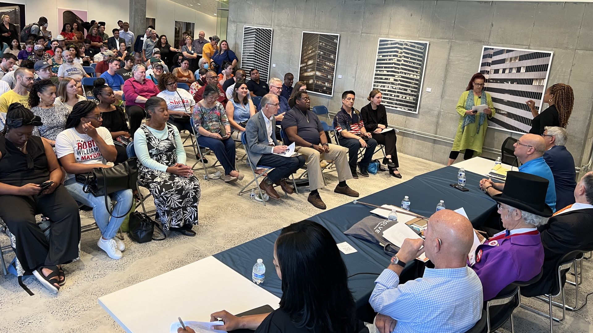 Nearly 200 people listen to Houston mayoral candidates